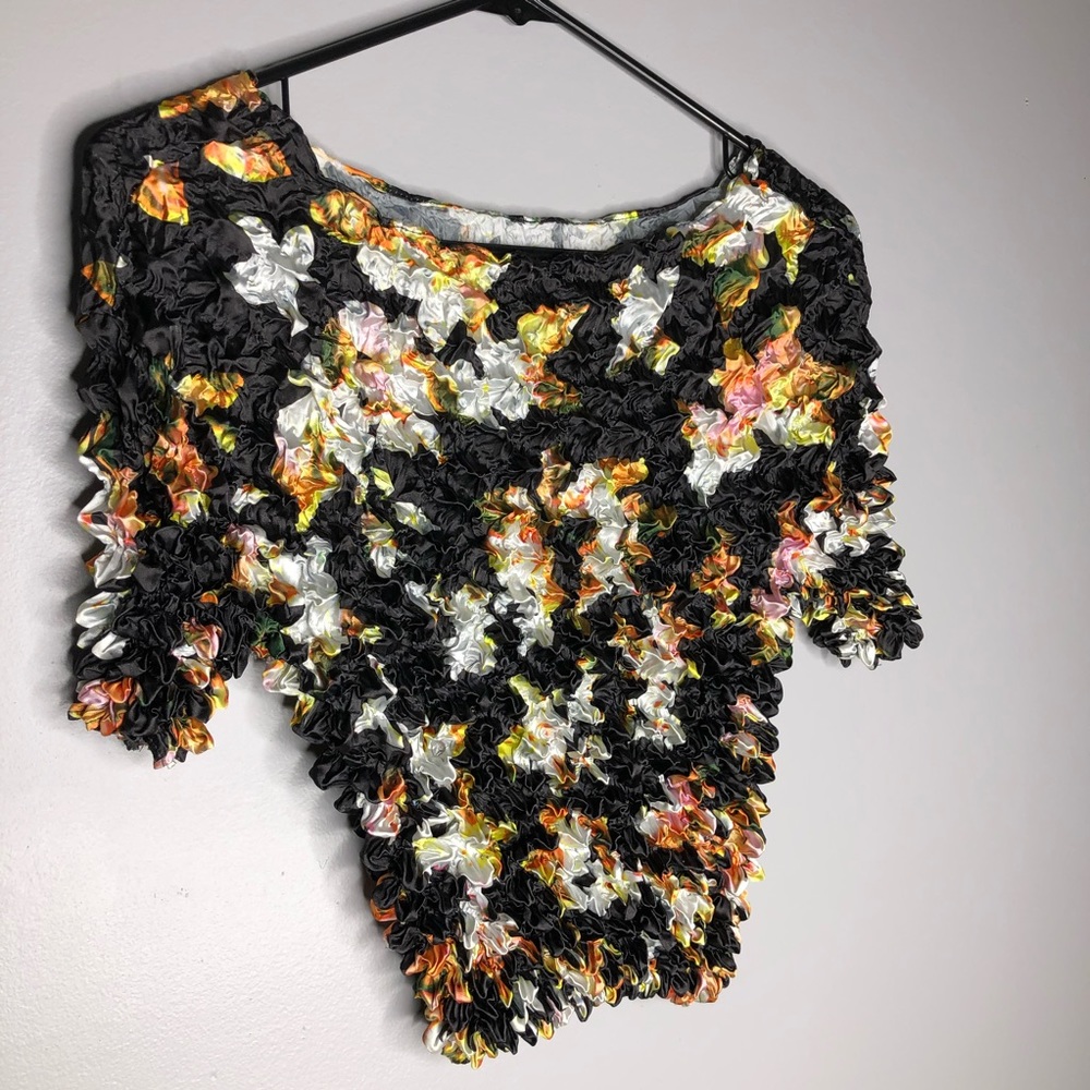 Black Floral Print Popcorn Crop Top